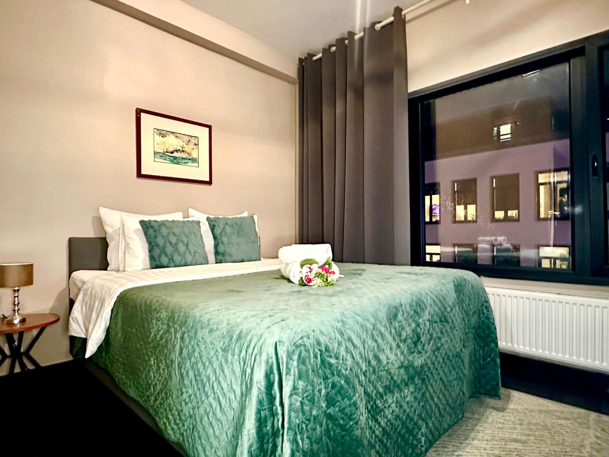 Luxury Suites Diamond By Rikas Hotels Amberes Exterior foto